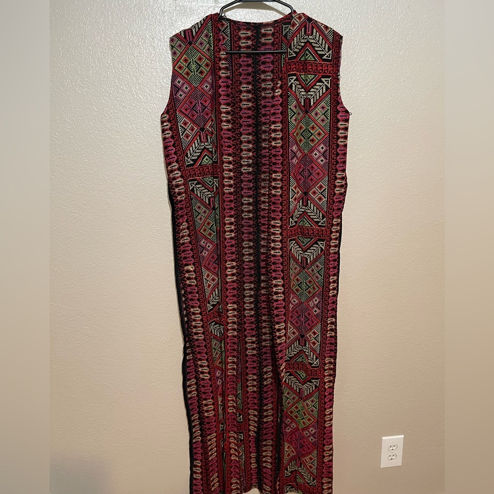 Tatreez vest